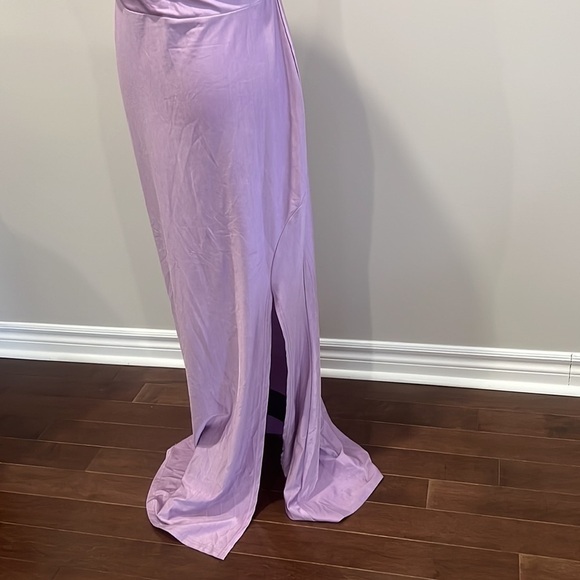 ⭐️OFF Shoulder Maxi Slit Front Dress⭐️ - Picture 6 of 7